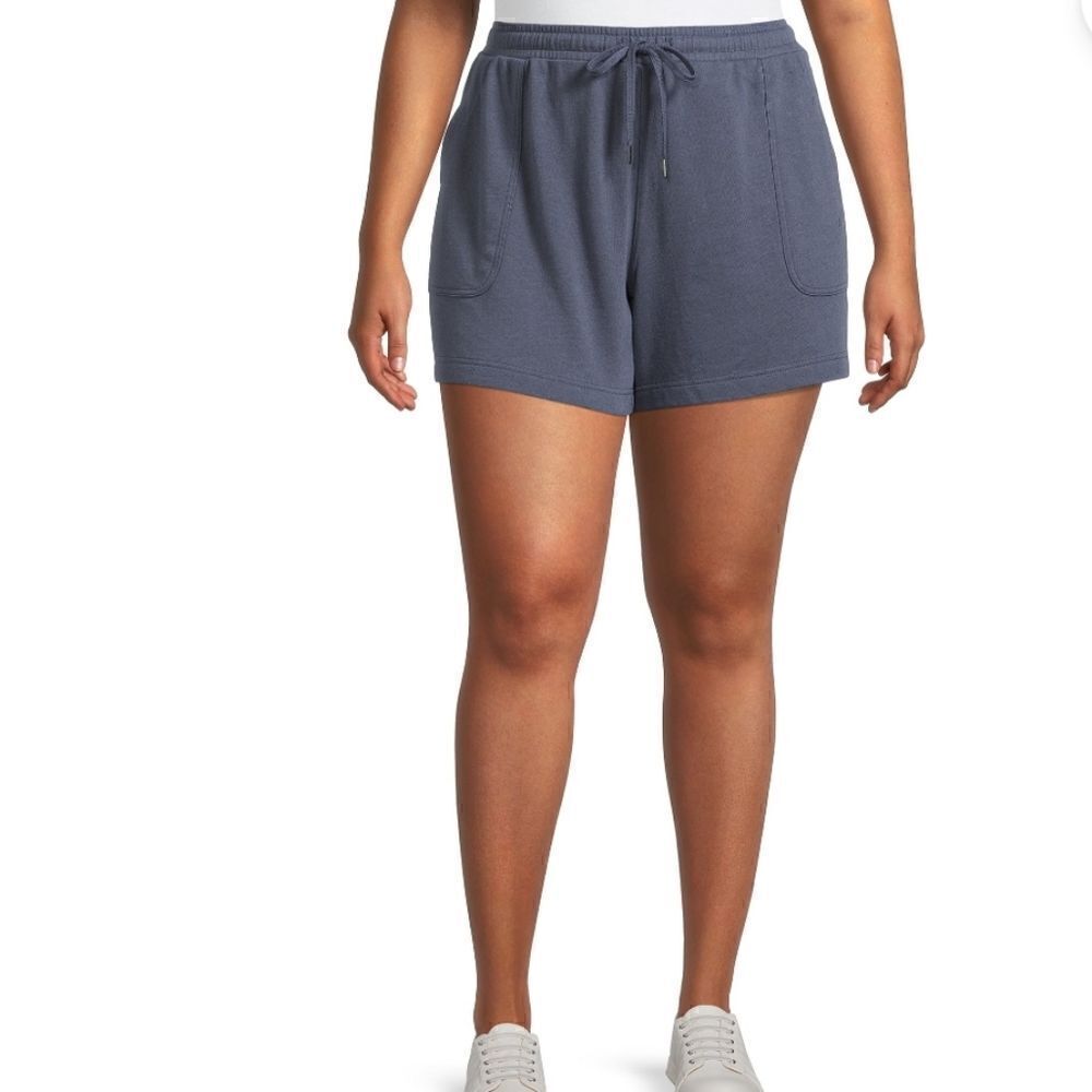 Terra & Sky Pull on knit shorts gray 3x NWT
